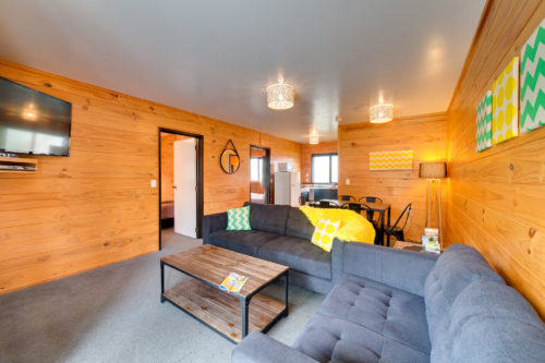 1123-Top10-Room17-0003