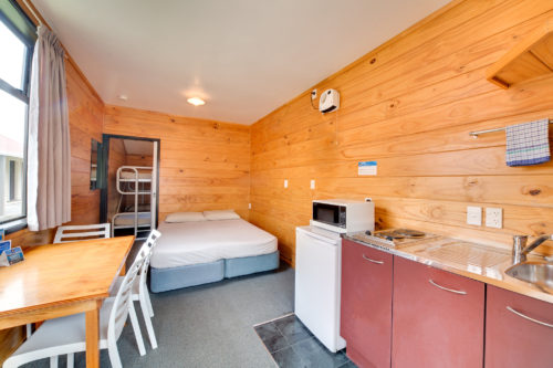 1123-Top10-Room8-0004